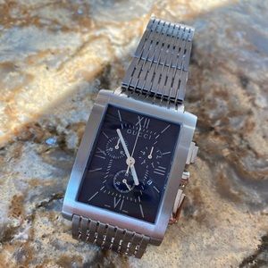 Gucci 8600M Chrono Stainless Steel Watch